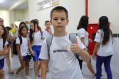 Reencontros-e-expectativas-Mais-de-21-mil-estudantes-retornam-as-aulas-em-Criciuma-10