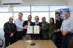 Vereadores-de-Criciuma-e-a-reitora-em-exercicio-da-Unesc-Gisele-Silveira-Coelho-Lope-3