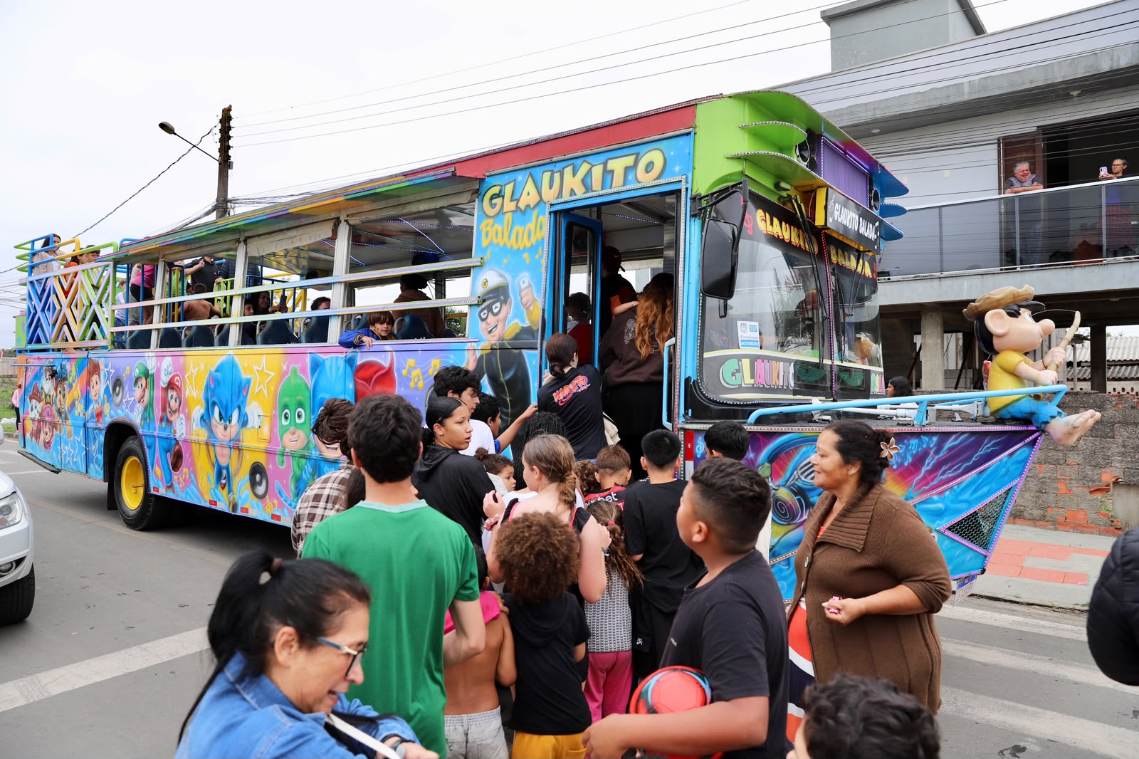 Trenzinho-da-Alegria-percorre-Criciuma-e-celebra-o-Dia-das-Criancas-com-passeios-gratuitos-7
